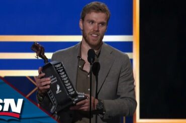 Oilers' Connor McDavid Wins The 2022-23 Ted Lindsay Award