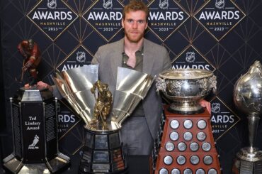 Connor McDavid wins the 2022-23 Hart Trophy