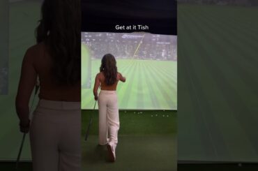 “DAMN GIRL” - John Daly 😅⛳️ JD hits his ‘91 PGA Champ winning Cobra Driver! #ytshorts #golf