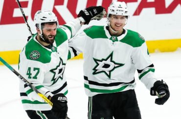 Miro Heiskanen finishes beautiful feed from Roope Hintz on 4-on-4 rush