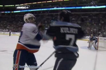 Blake Comeau vs Dmitry Kulikov Mar 19, 2011