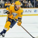 Stars sign Duchene to one-year contract