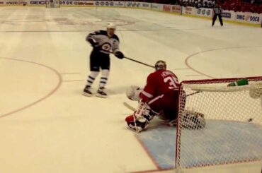 Andrew Ladd OT goal 11/12/13