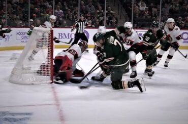 Nico Sturm Retakes The Two Goal Lead For The Wild