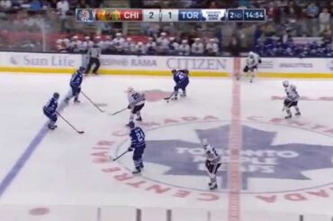 van Riemsdyk Goal - Blackhawks 2 vs Leafs 2 - Nov 1st 2014 (HD)