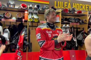 Bakom Kulisserna: Laget hyllar Oscar Engsund