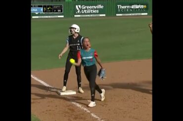 Never gave up on the play 😤