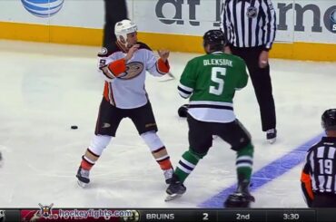 Chris Stewart vs Jamie Oleksiak Oct 27, 2015
