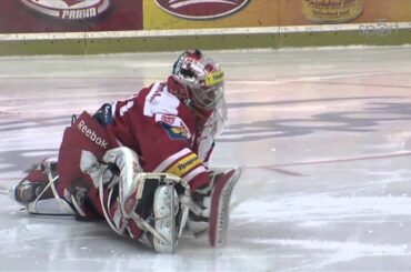 SPORT 5: Reichel testoval kondici osmnáctky, jak střílejí legendy?