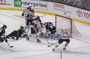 Calvin Petersen robs McDavid with fantastic pad save