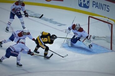 HUGE Glove Save By Jake Allen