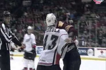 Zack Kassian vs Joe Piskula