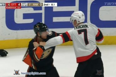 Brady Tkachuk vs Ryan Strome Nov 25, 2022