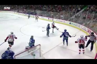 Mark Jankowski Goal vs VAN 12-17-17