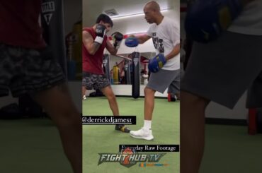 Ryan Garcia mastering DEFENSE with Derrick James!