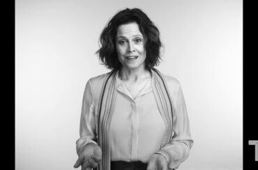 Sigourney Weaver tells a couple of Jokes to the NY Times!