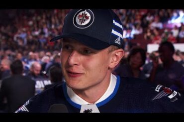 Vesalainen declines chance to rap at 2017 NHL Draft
