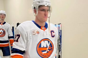 Anaheim Ducks vs New York Islanders 3.15.2023