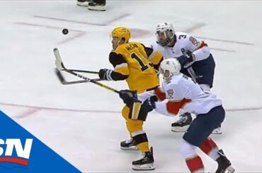 Jared McCann Juggles Puck Off Stick 5 Times Before Taking Shot