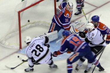 Joel Lowry scores first professional goal 12/20/15