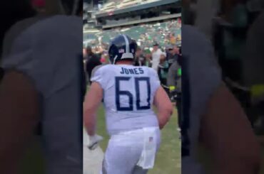 #Titans C Ben Jones is back out there RT17 ⚔️ #tennesseetitans #titansfootball