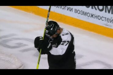 Tarasov feeds Petrov for GWG