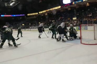 Youngstown Phantoms #91 Connor MacEachern scores a goal 1/5/19 vs Sioux City