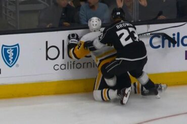 Dustin Brown ejected for boarding on Penguins’ Schultz