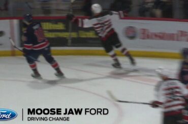 Moose Jaw Warriors 4th goal by #7 Brayden Tracey - Moose Jaw For