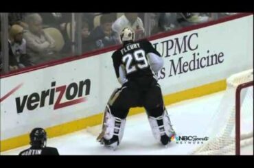 Casey Cizikas First NHL Goal 01.29.2013