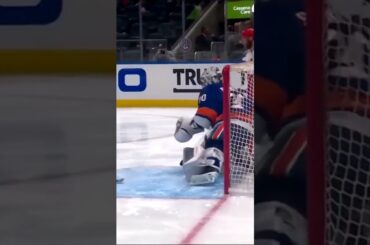 No-Look Pass from Noesen Sets Up Goal for Necas on Powerplay! #hockey #shorts #nhl