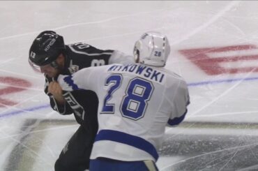 Witkowski and Clifford go toe-to-toe after massive hit