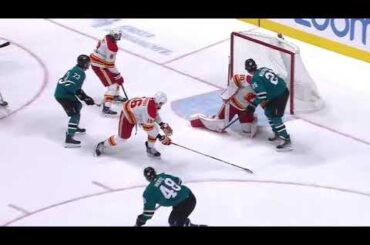 Alex Barabanov assists on two Tomas Hertl's goals vs Flames (7 dec 2021)