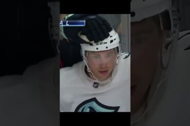 GOAL Vince Dunn Blackhawks v Kraken 5-4 NHL 2022-23#shorts