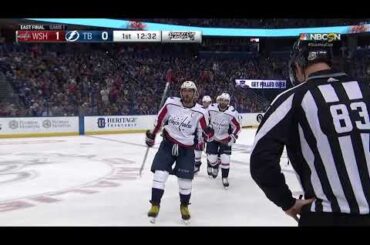 Evgeni Kuznetsov assists on Kempny's first playoff goal (2018)