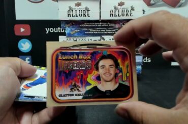 Out Of The Box Group Break #13695- Massive 18 Box Mixer Team Random