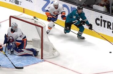 Tomas Hertl dishes a pass to himself, sets a goal up