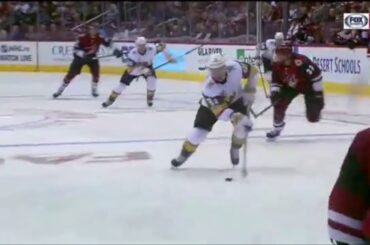 Antti Raanta stops Jonathan Marchessault 10-7-17