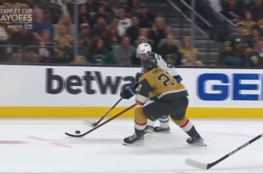 Saku Mäenalanen 0+1 @ Vegas (WC QF Game 2)