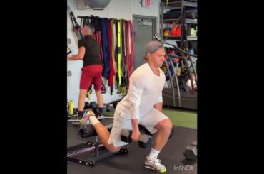 Kirill Kaprizov and Mats Zuccarello weight lifting pt. 1@crashthenet0073