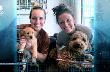 Entourage | Le mot de Charline Labonté à Marie-Philip Poulin | Beijing 2022