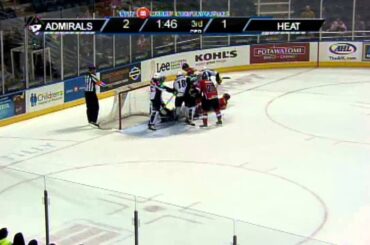 Hellberg stands up to late pressure