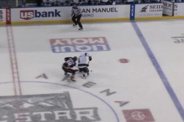 Cal Petersen stops a 3-on-0 rush - 11/15