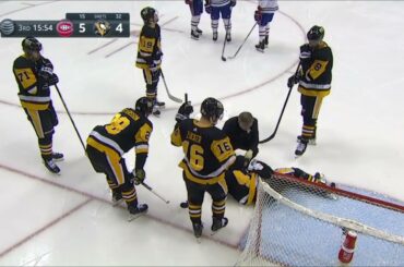 Jan Rutta injured on shot block