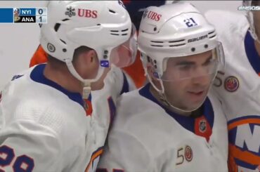 Palmieri puts Islanders on board