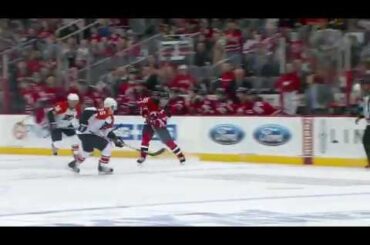 Zach Parise Great Goal vs Philadelphia Flyers (April 16th, 2010)