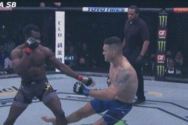 Chris Weidman BREAKS his leg in half