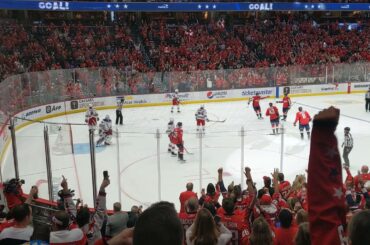 Washington Capital Justin Schultz scores on the power play to put DC up 2-0 vs the Rangers 10/13/21