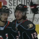 Limgoes Bats One Home