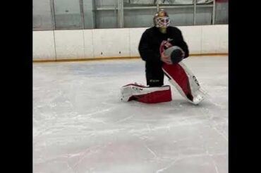 Joey Daccord of the Ottawa/Belleville Senators getting in some work with the med ball! #GetBetter